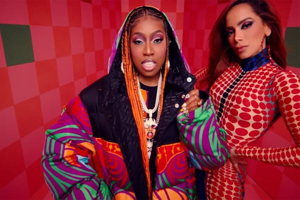 Lobby, titre de Anitta et Missy Elliott