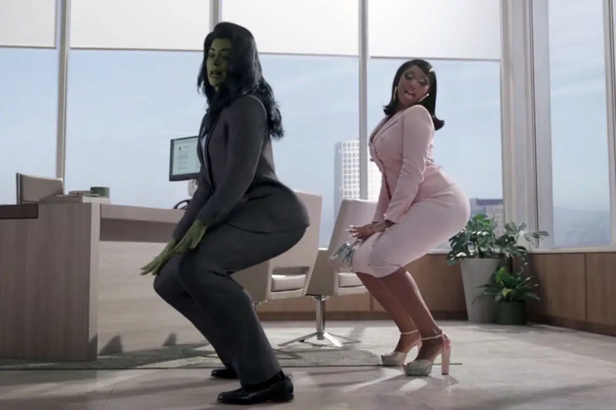 Megan Thee Stallion twerke avec She-Hulk