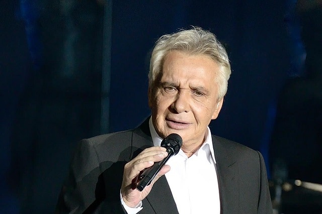     Michel Sardou on stage