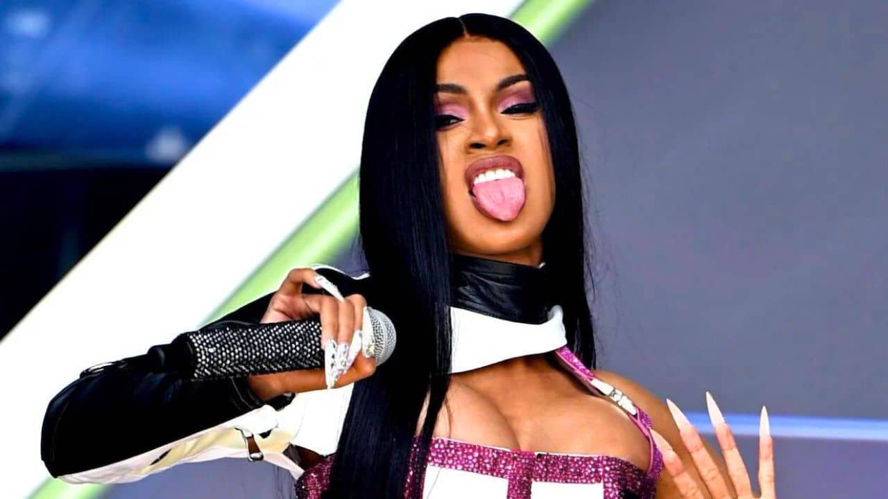 getty images cardi B langue mordue