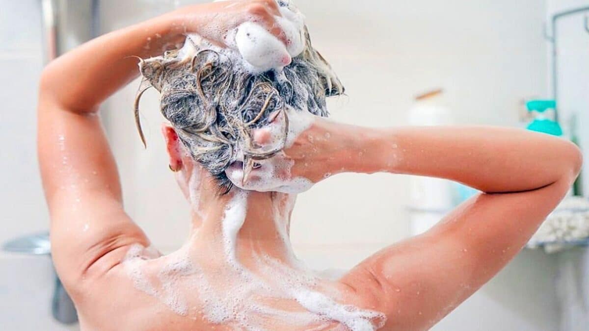 shampoing cheveux femme