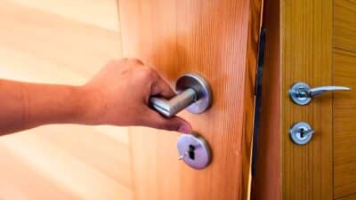 portes qui grincent