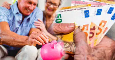 paiement pension mai